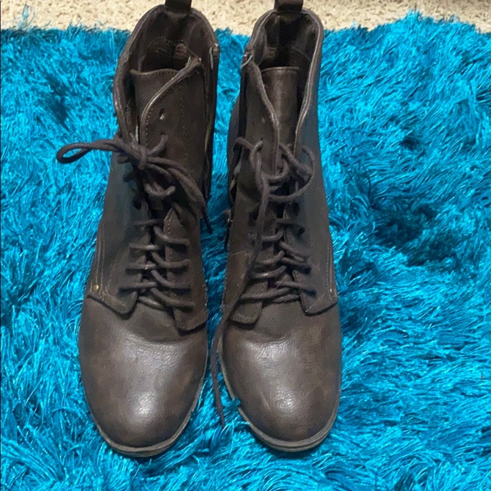 Breckelles, 7.5 , side zip boots